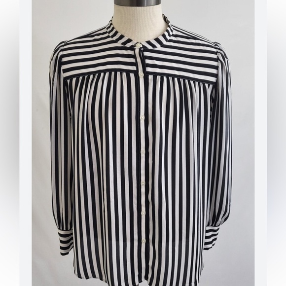 Loft Black and White Striped Women's Top - Size Small - Picture 1 of 5